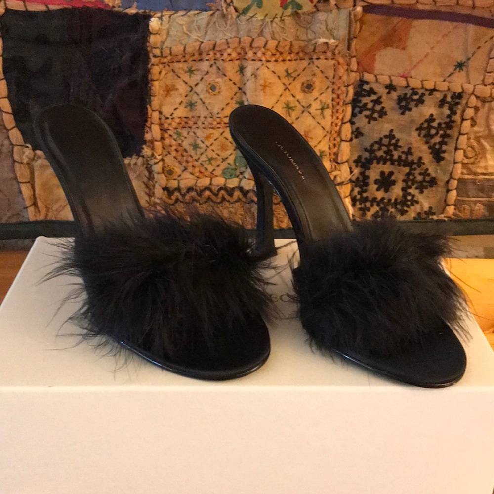 Victoria’s Secret Feather High Heels, Size 6